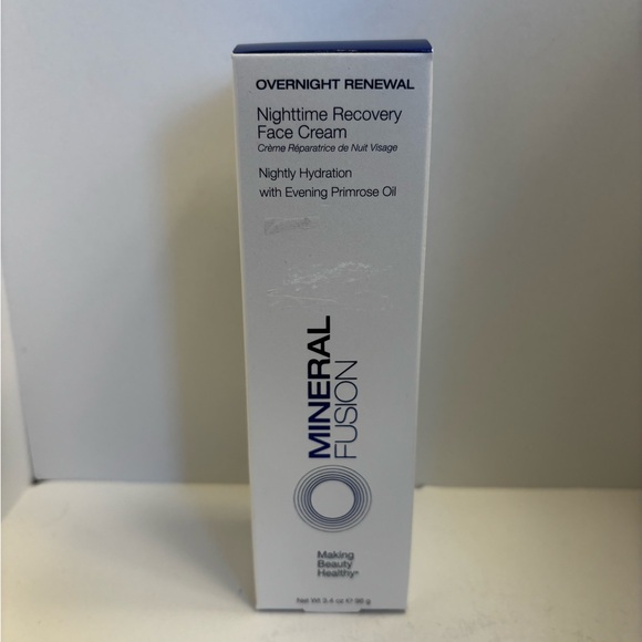 Mineral Fusion Nighttime Recovery Cream NWT - Picture 1 of 3
